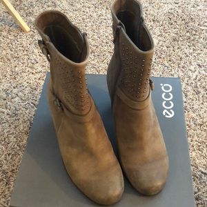Ecco Birch Boots, mid cut zip